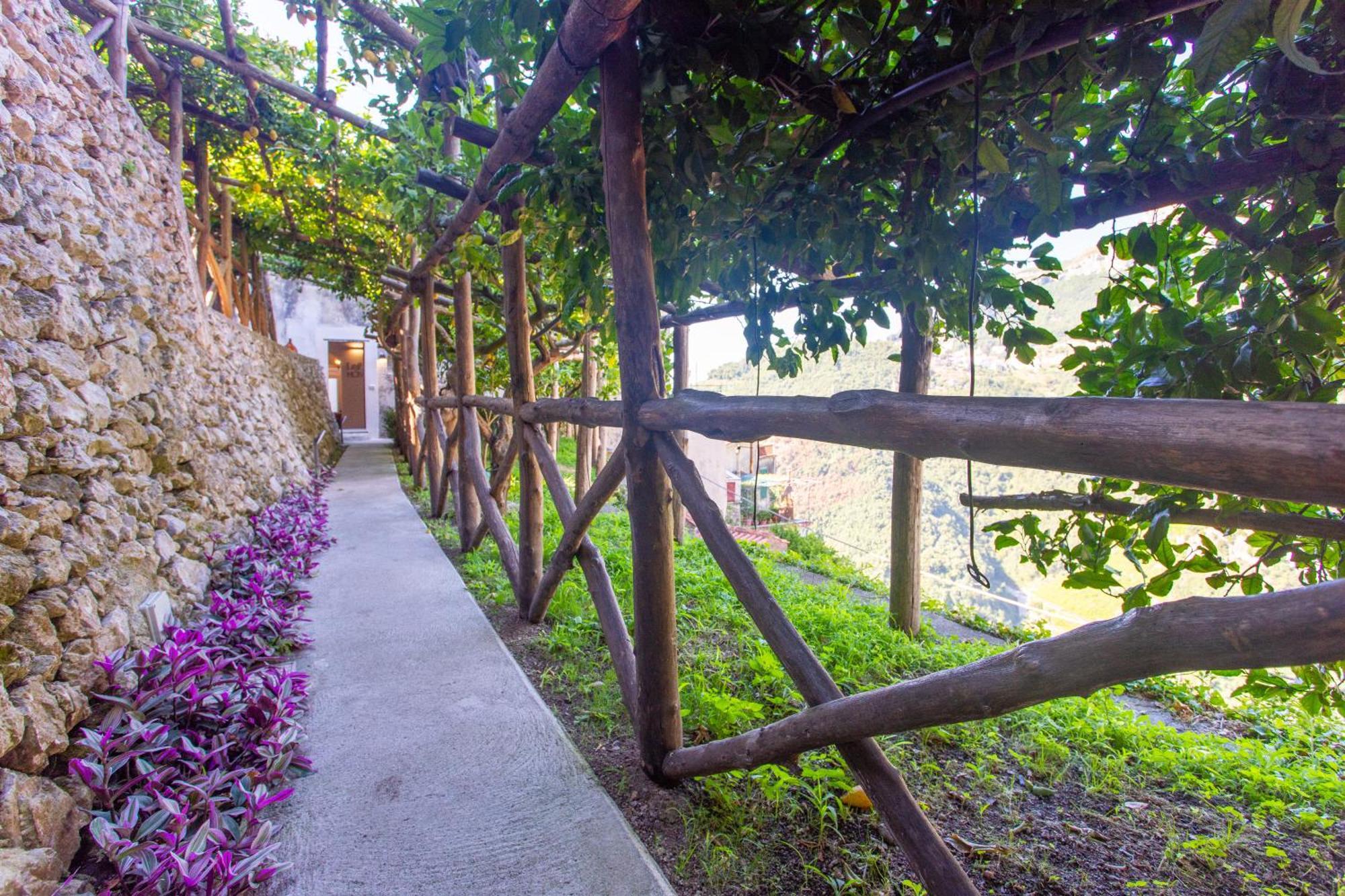 Poggio Angelarosa: Lemon Garden Stay&Relax Scala Dış mekan fotoğraf